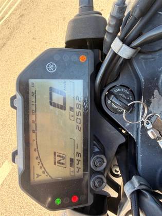 YAMAHA MT-03 ABS YAMAHA MT-03 ABS